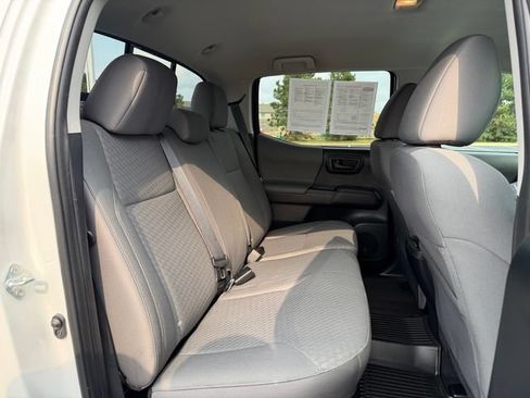 Certified 2023 Toyota Tacoma SR AWD/4WD image 17