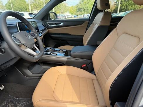 New 2026 Volkswagen Atlas Cross Sport SEL R-Line AWD/4WD image 15