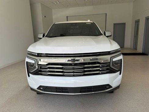 New 2026 Chevrolet Tahoe Premier w/ Sun And Tow Package AWD/4WD image 2