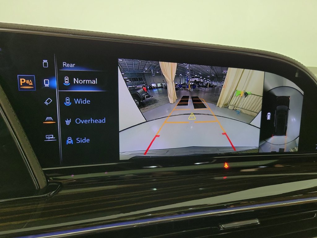 Used 2022 Cadillac Escalade Premium Luxury AWD/4WD image 29