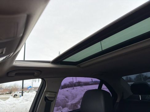 Used 2013 Mercedes-Benz C 250 Sedan image 10