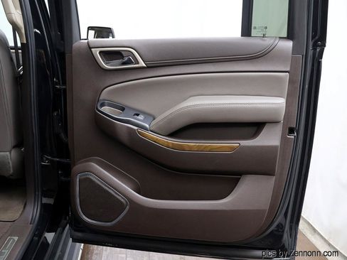 Used 2019 GMC Yukon XL Denali AWD/4WD image 31
