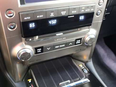 Used 2020 Lexus GX 460 Premium image 65