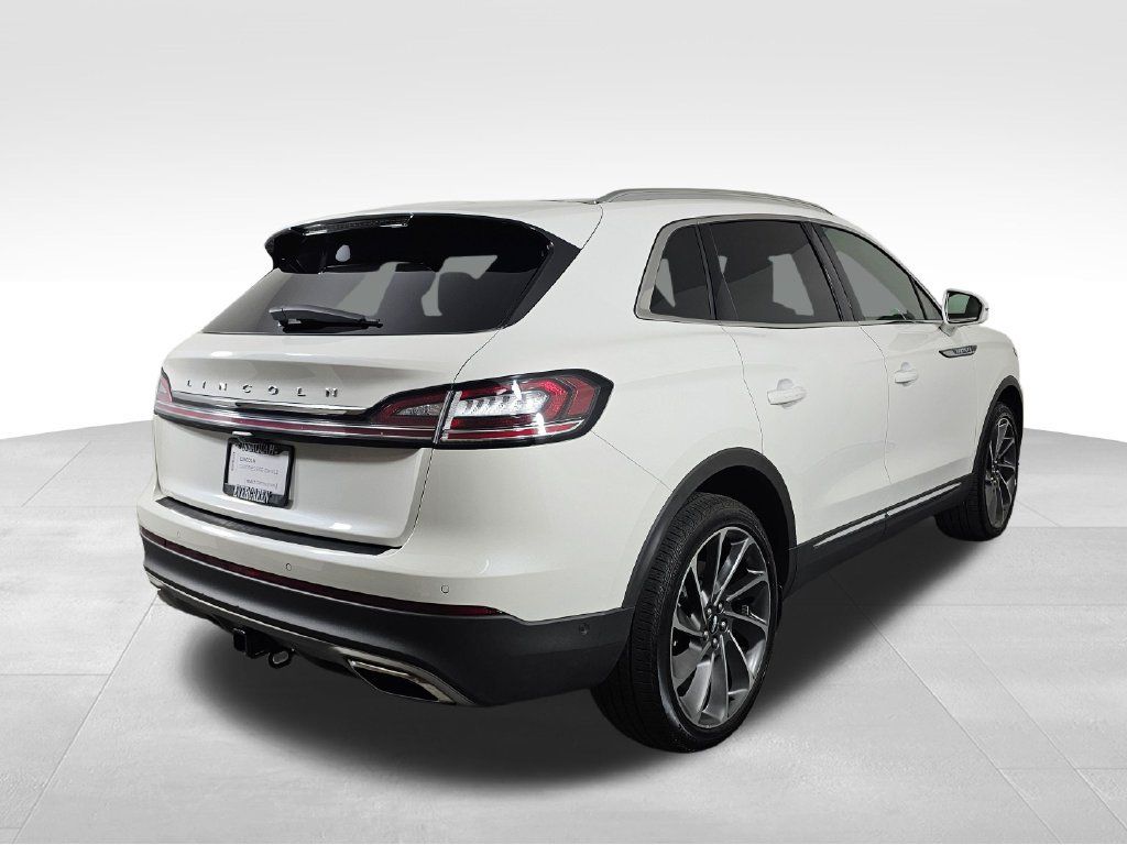 Certified 2022 Lincoln Nautilus Reserve w/ Equipment Group 202A AWD/4WD image 7