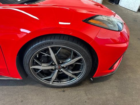 Used 2020 Chevrolet Corvette Stingray Premium Cpe w/ 3LT Preferred Equipment Group RWD image 2