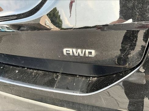 Used 2024 Chevrolet Equinox LS AWD/4WD image 21