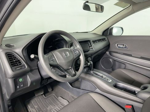 Used 2022 Honda HR-V LX image 3