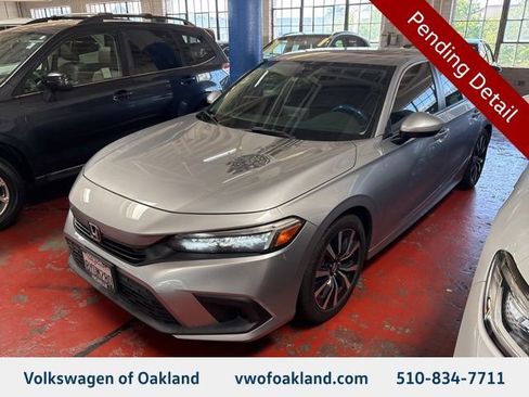 Used 2022 Honda Civic EX image 1