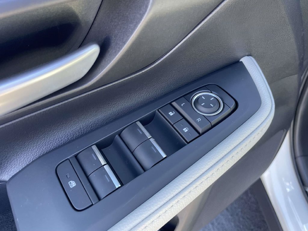 New 2026 Toyota Grand Highlander XLE FWD image 14