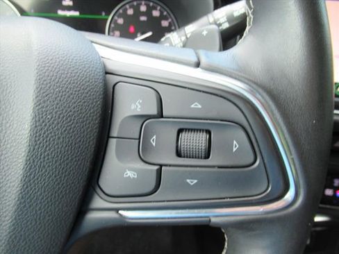 Used 2021 Buick Envision Avenir w/ Technology Package II AWD/4WD image 23