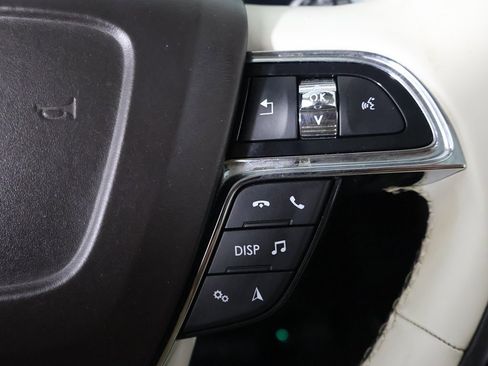 Used 2022 Lincoln Nautilus Black Label w/ Class II Trailer Tow Package image 46