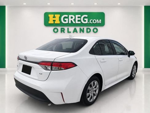 Used 2024 Toyota Corolla LE FWD image 6