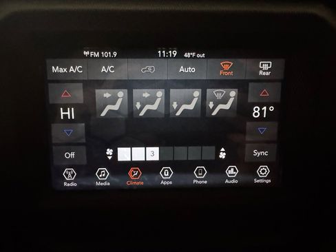 Used 2018 Jeep Wrangler Unlimited Sport S image 28