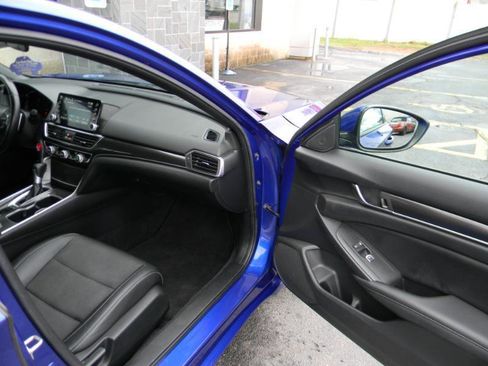 Used 2019 Honda Accord Sport image 20