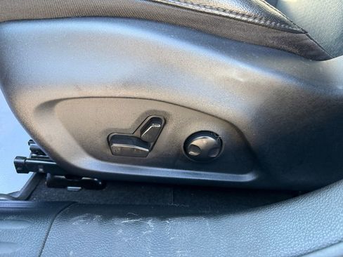 Used 2023 Jeep Compass Trailhawk w/ Trailhawk Convenience Group image 14