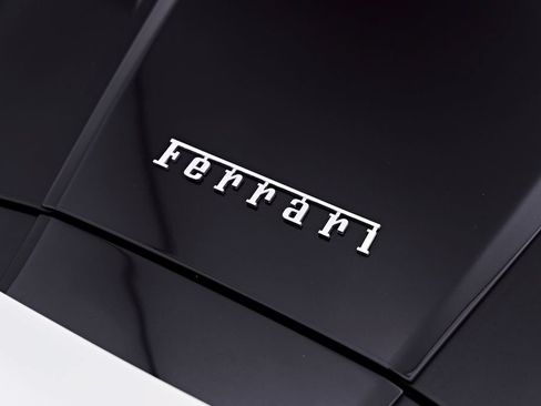 Used 2022 Ferrari F8 Tributo RWD image 30