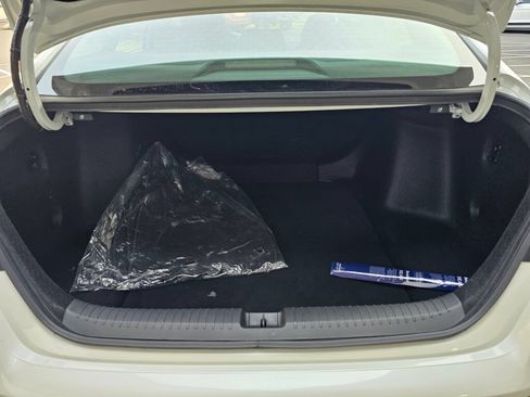 Used 2024 Honda Accord EX image 16