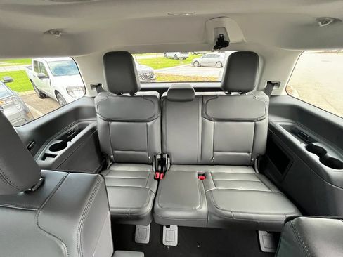 New 2027 Ford Expedition Active AWD/4WD image 15