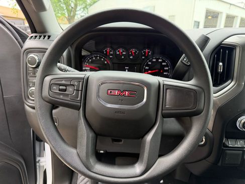 New 2026 GMC Sierra 1500 Pro AWD/4WD image 12