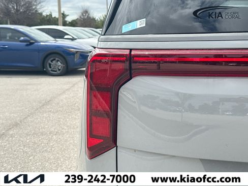 New 2026 Kia Carnival SX image 10