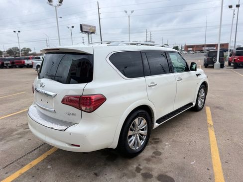 Used 2016 INFINITI QX80 4WD w/ Driver's Assistance Package image 9