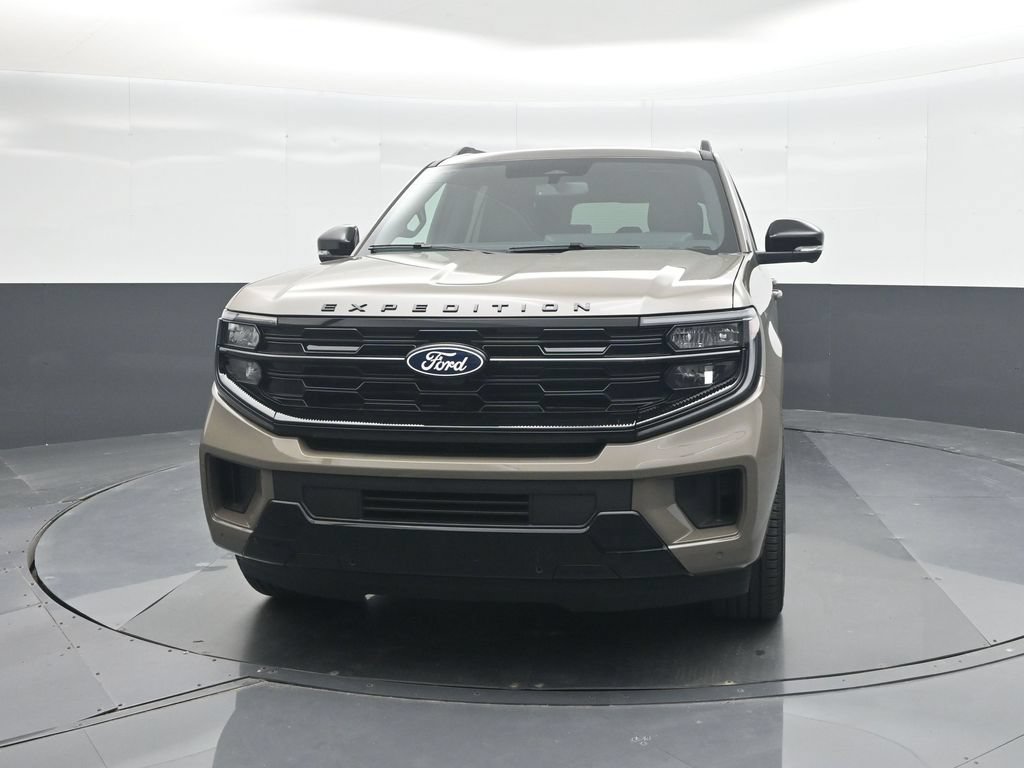 Used 2027 Ford Expedition Max Platinum w/ Stealth Performance Package AWD/4WD image 5