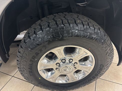 Used 2024 RAM 2500 Big Horn image 42