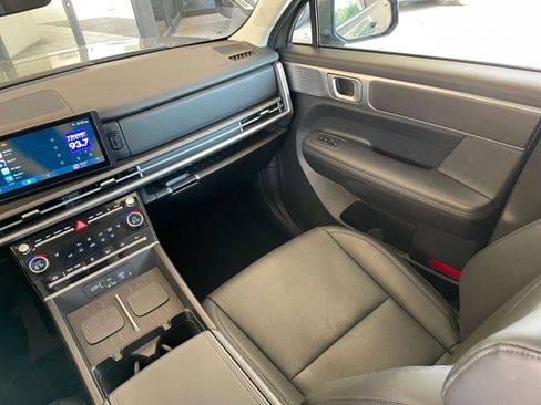 Used 2025 Hyundai Santa Fe SEL image 39