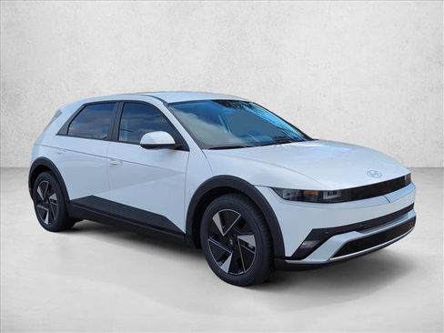 New 2026 Hyundai Ioniq 5 SEL image 7