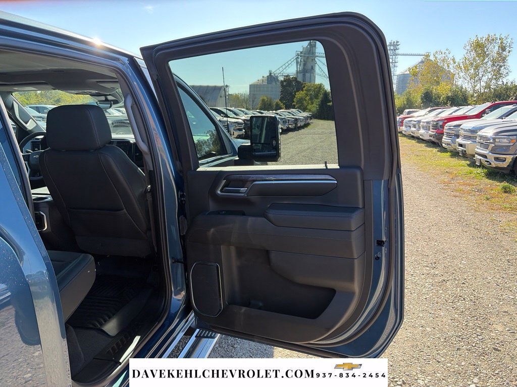 Used 2024 Chevrolet Silverado 3500 LTZ w/ LTZ Plus Package AWD/4WD image 28
