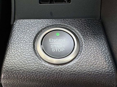 Used 2017 Ford F150 Raptor w/ Equipment Group 802A Luxury image 9