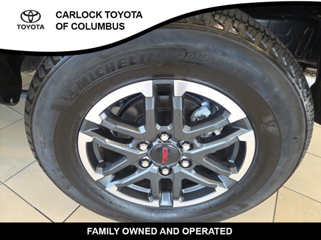 Used 2025 Toyota Tacoma TRD Sport AWD/4WD image 11