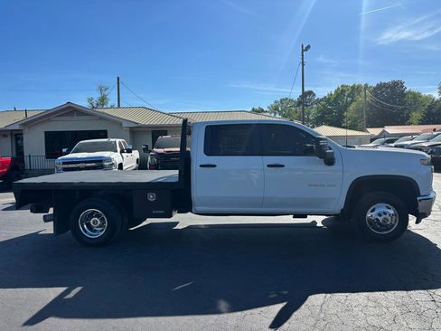 Used 2021 Chevrolet Silverado 3500 W/T w/ WT Convenience Package image 16