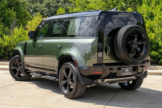New 2026 Land Rover Defender 110 X-Dynamic SE AWD/4WD image 13