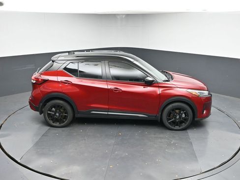 Used 2023 Nissan Kicks SR w/ SR Premium Package image 40