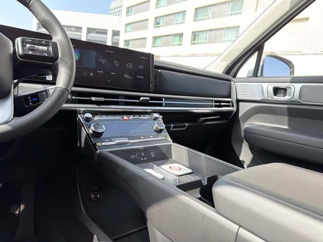 New 2026 Hyundai Santa Fe SE FWD image 12