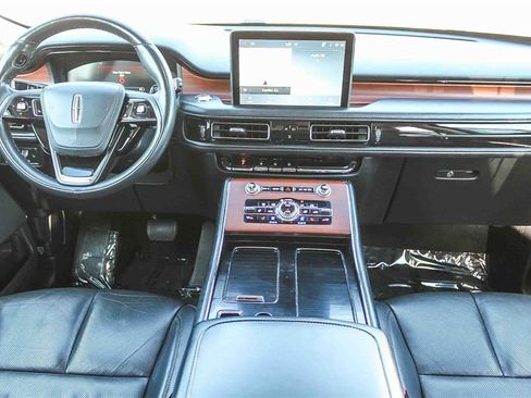 Used 2022 Lincoln Aviator Reserve w/ Equipment Group 201A image 16