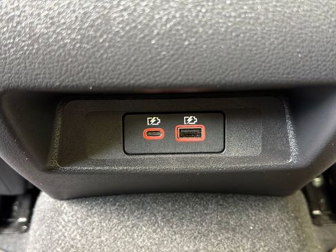 Used 2024 Nissan Altima 2.5 SR w/ SR Premium Package FWD image 31