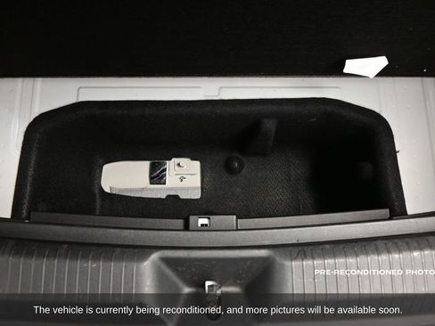 Used 2022 Volkswagen ID.4 Pro S w/ Gradient Package image 35