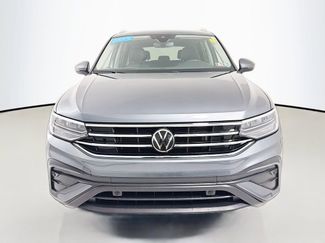 Certified 2023 Volkswagen Tiguan SE w/ Panoramic Sunroof Package video 2