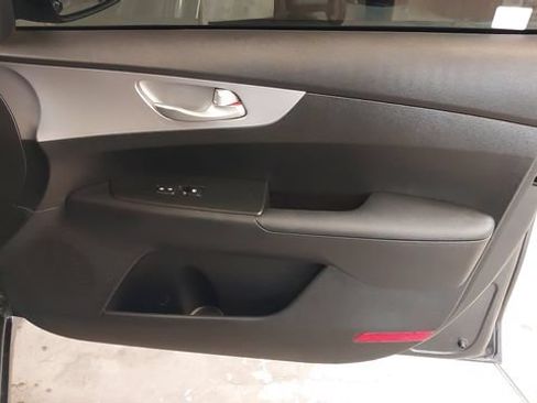Used 2024 Kia Forte LXS FWD image 38