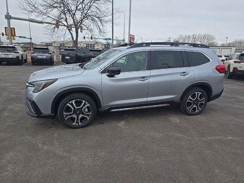 New 2026 Subaru Ascent Limited image 4