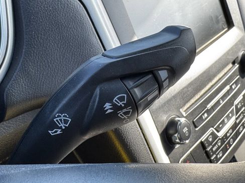 Used 2016 Ford Fusion SE image 25