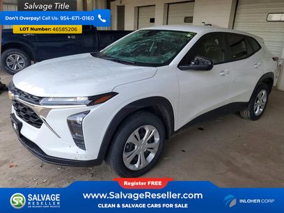 Used 2024 Chevrolet Trax LS w/ Driver Confidence Package