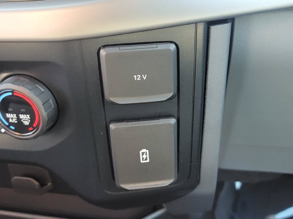 Used 2023 Ford F150 XLT AWD/4WD image 28