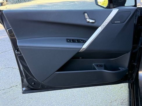 Used 2026 BMW iX xDrive45 w/ Climate Comfort Package image 19