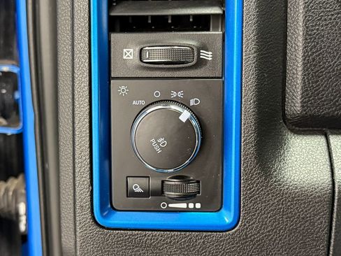Used 2018 RAM 1500 Sport w/ Hydro Blue Sport Package AWD/4WD image 22