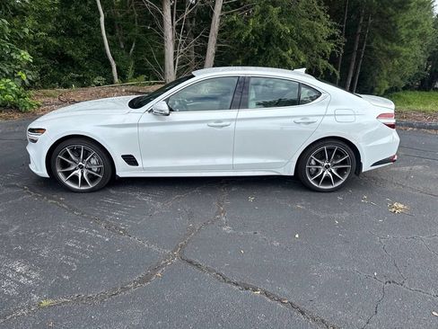Used 2026 Genesis G70 2.5T RWD image 2
