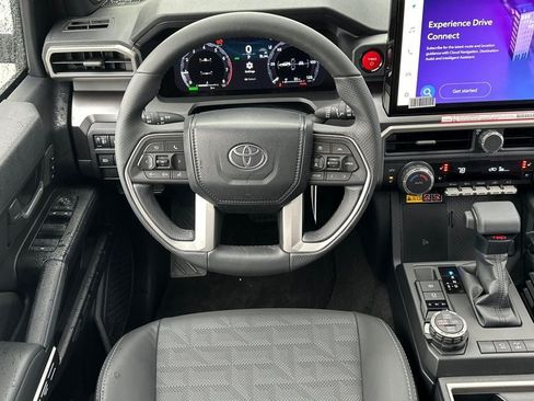 New 2026 Toyota 4Runner TRD Off-Road Premium AWD/4WD image 9