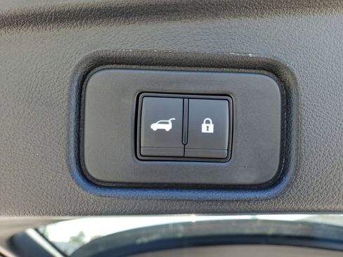 New 2025 Nissan Pathfinder SL image 28